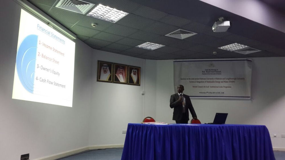 "حاضنة الأعمال" بجامعة البحرين يعرِّف الطلبة بالتخطيط الناجح للمشاريع