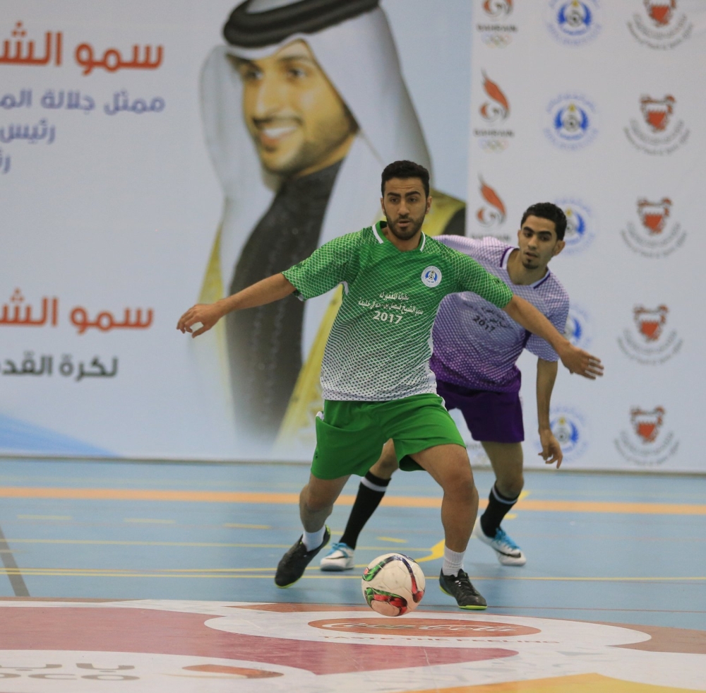 تأهل فرق ناصر بن حمد وفيصل بن حمد وسلطان بن حمد وخالد بن سلمان لقبل نهائي القدم للصالات