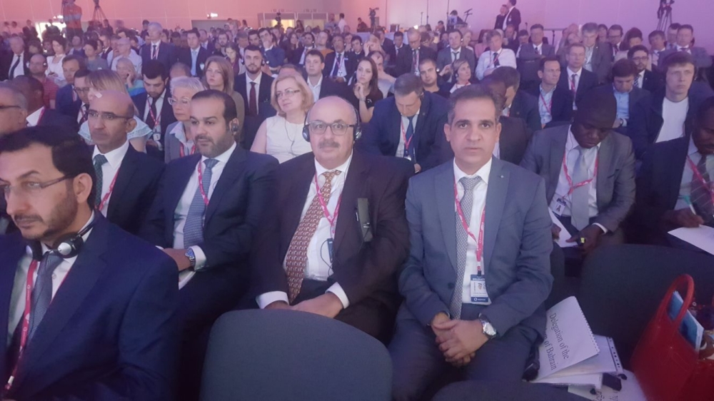 الزياني يشارك في الحلقة الحوارية للإنتاج الذكي بروسيا