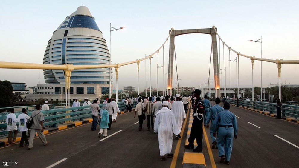 السودان.. متطرف يقتل والده خنقاً بسبب مشاهدة التلفاز