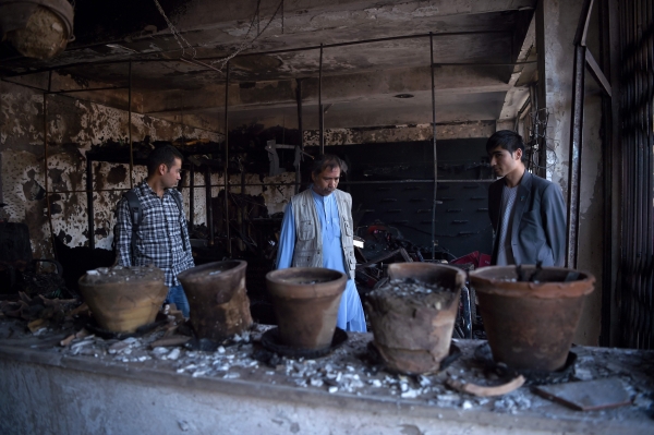 بالصور - 66 قتيلاً وجريحاً في هجوم بسيارة مفخخة لـ "طالبان" بكابول