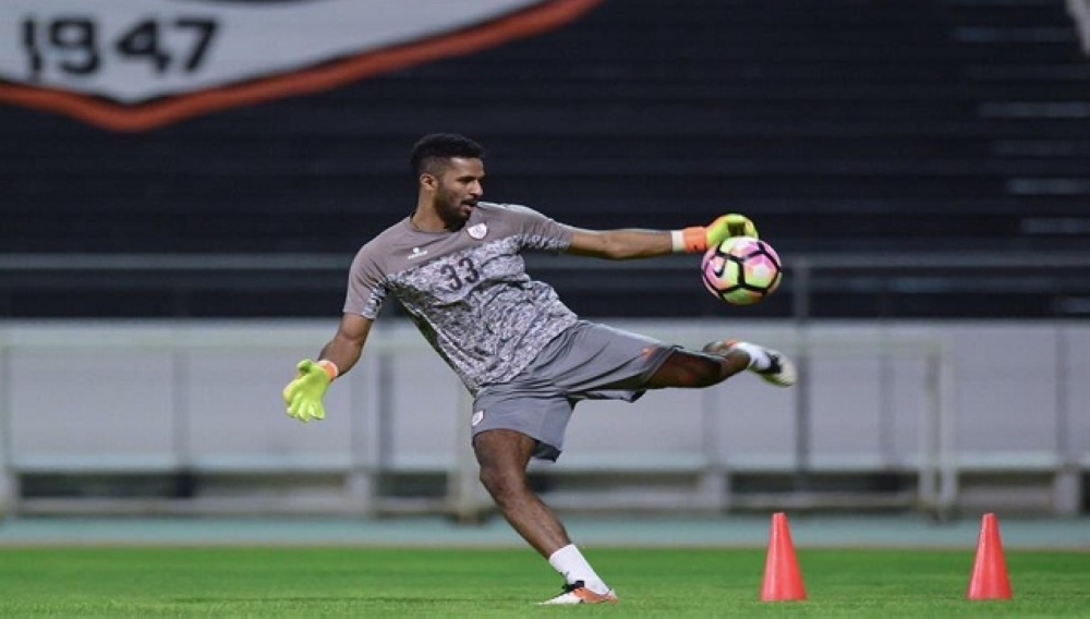 بالأرقام.. الهلال السعودي أثقل الضيوف على شباك حارس الأهلي