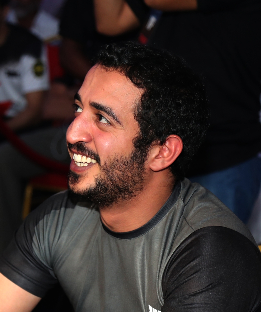 تواصل لقاءات دوري المراكز الشبابية.. وخالد بن حمد يشيد برعاية "عذاري"