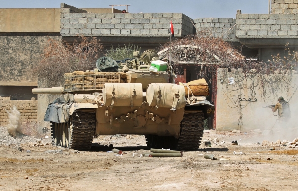 بالصور - القوات العراقية تتقدم وسط تلعفر أبرز معاقل "داعش"