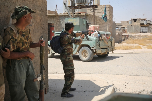 بالصور - القوات العراقية تتقدم وسط تلعفر أبرز معاقل "داعش"