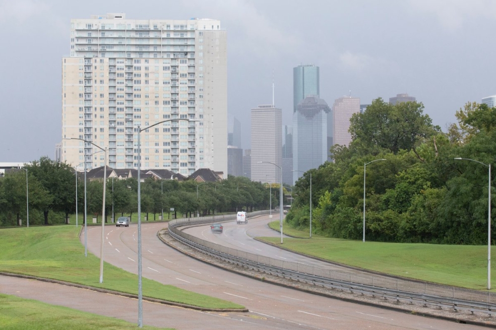 بالصور.. تكساس قبل وبعد إعصار "هارفي" المدمر