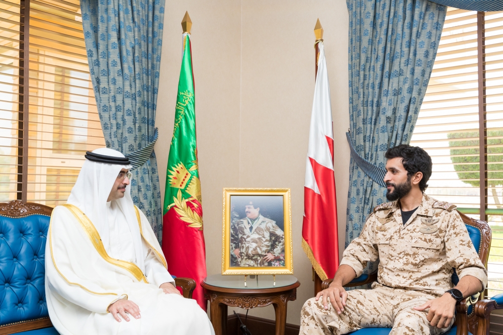 ناصر بن حمد: تعزيز التعاون بين الجهات الحكومية والأهلية للارتقاء بالمجال الشبابي