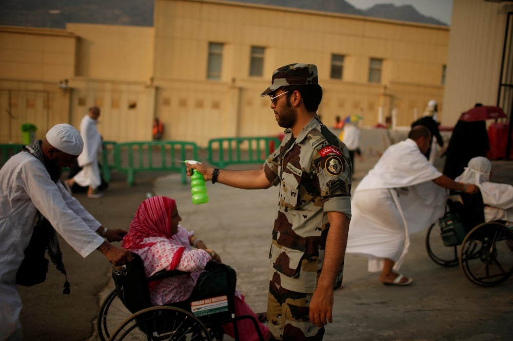 انتهاء أول أيام التشريق بنجاح والحجاج المتعجلون يغادرون الأحد