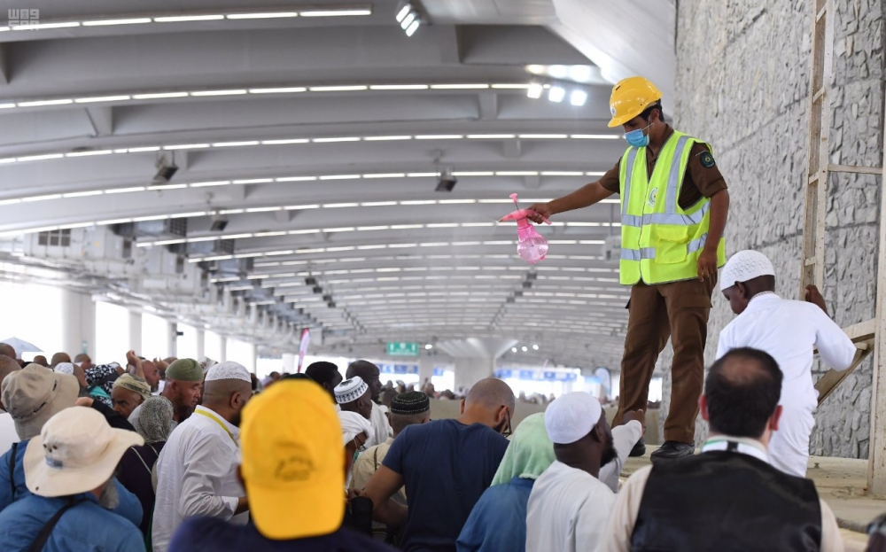 بالصور - ضيوف الرحمن يعودون إلى مكة مع قرب انتهاء موسم الحج بنجاح دون حوادث