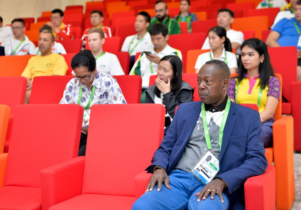 الملك ينيب فيصل بن راشد لحضور افتتاح آسياد "عشق آباد" الأحد