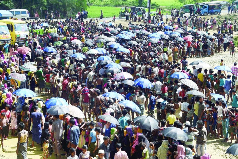 الأمم المتحدة تتوقع فرار 700 ألف مسلم روهينغي إلى بنغلادش