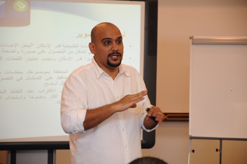 "الاستخدامات الصحافية لكاميرا الهواتف" ورشة في نادي الوطن للإعلام