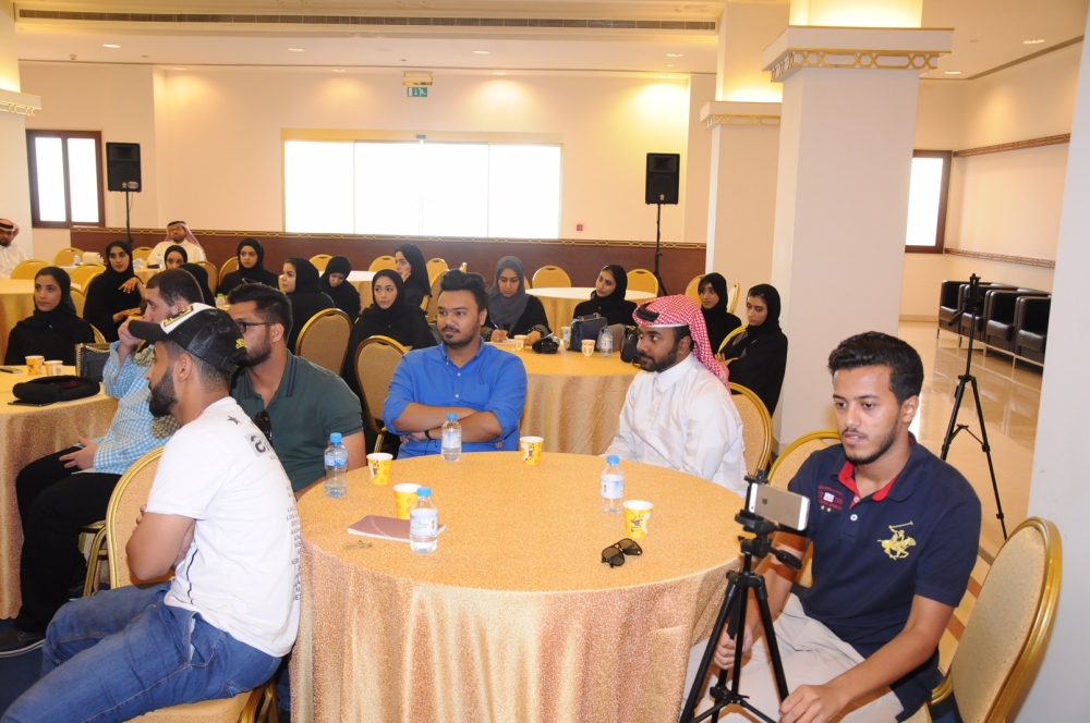 "الاستخدامات الصحافية لكاميرا الهواتف" ورشة في نادي الوطن للإعلام