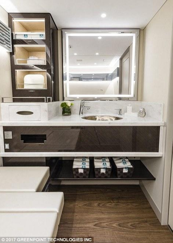 بالصور: هل هذه أفخم طائرة تجارية في العالم؟