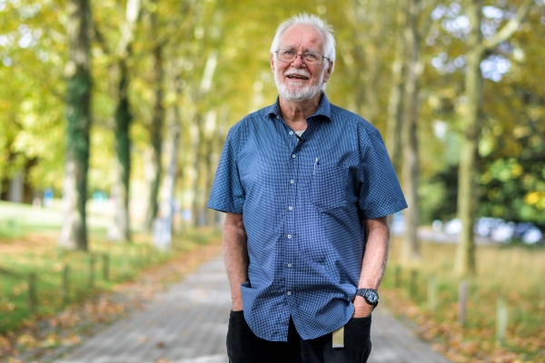 "نوبل الكيمياء" لعلماء طوروا تصوير الجزئيات