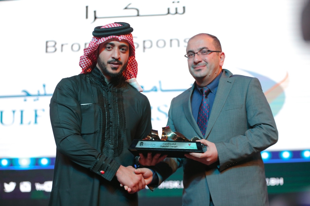 خالد بن حمد: الرعاية ساهمت بنجاح "المسرح الشبابي" وعززت جهود اللجنة المنظمة