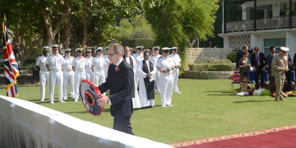 وزير الخارجية يشارك في إحياء ذكرى يوم الهدنة بسفارة المملكة المتحدة