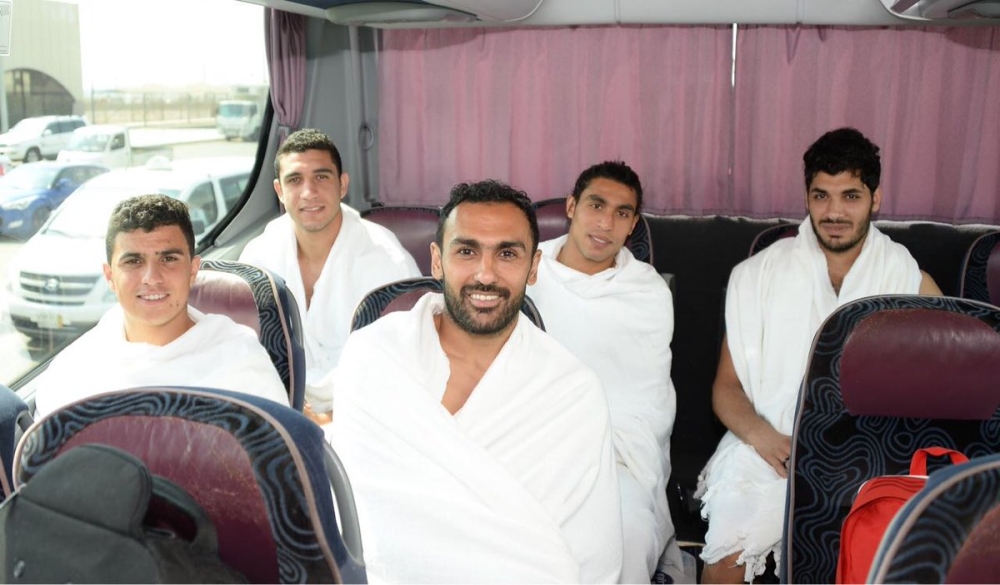 "الفراعنة" في مكة لأداء مناسك العمرة