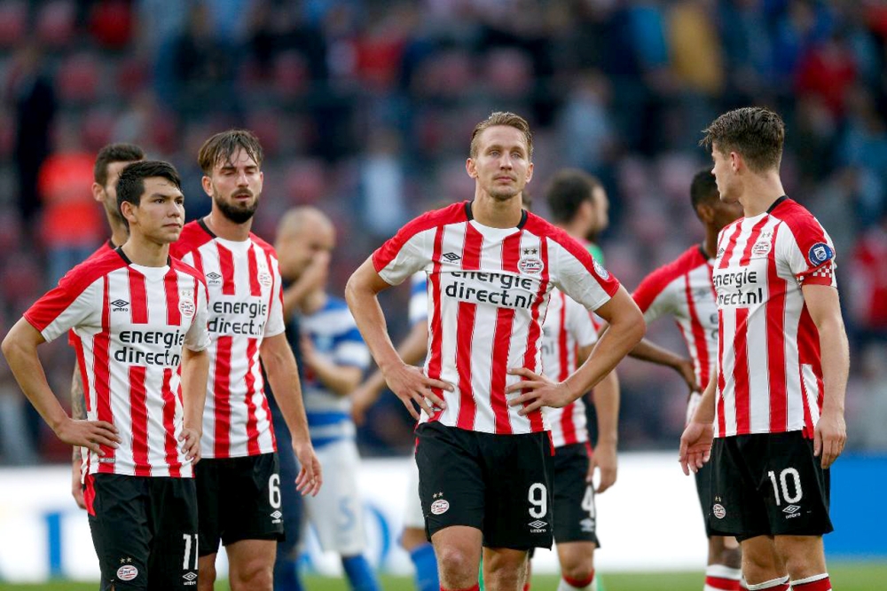 انحدر أياكس وفينورد وآيندهوفن.. فانتحرت هولندا