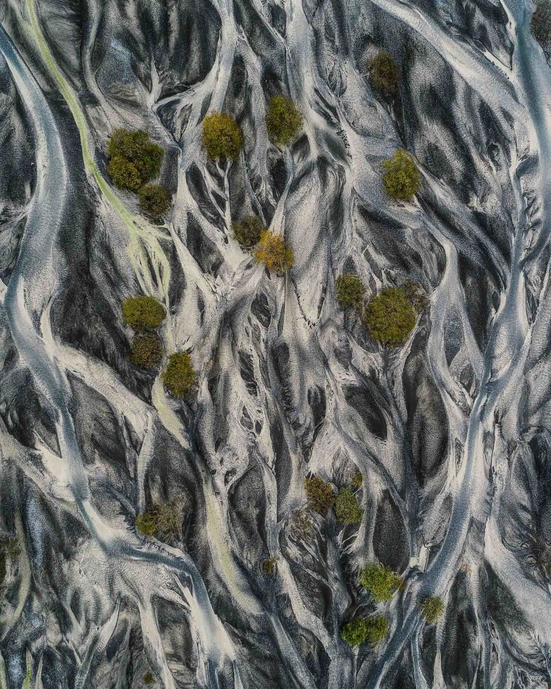 تعرّف على التصوير الجوي التجريدي.. أحدث أنواع الفنون