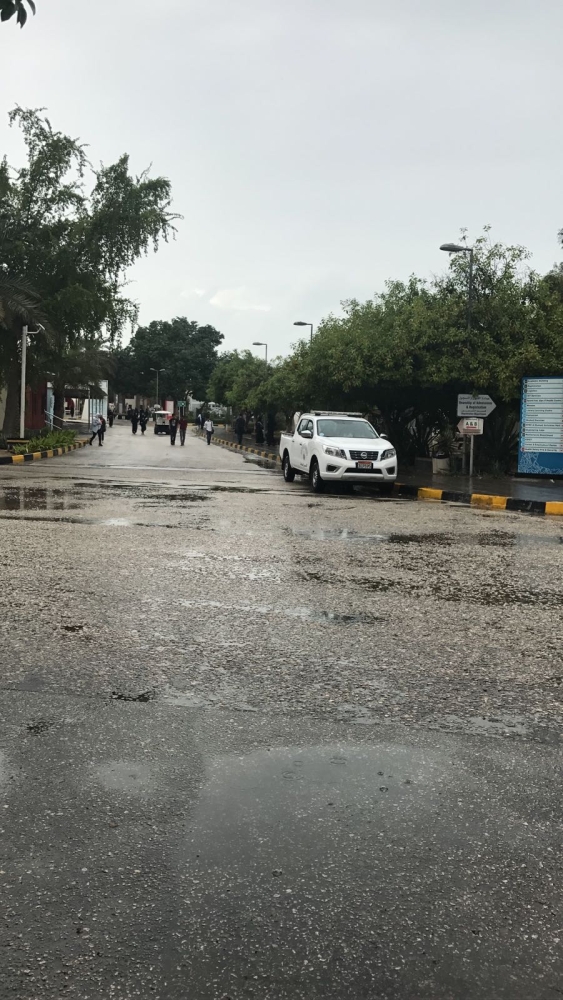 بالصور .. جانب من أمطار البحرين الخميس