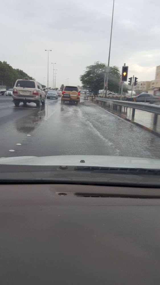 بالصور .. جانب من أمطار البحرين الخميس