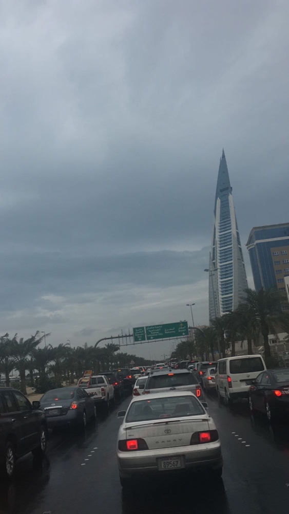 بالصور .. جانب من أمطار البحرين الخميس