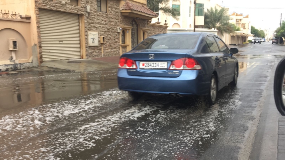 بالصور .. جانب من أمطار البحرين الخميس