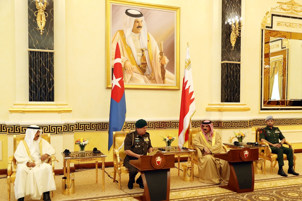 الملك: دور رائد ومسؤول لماليزيا في حفظ الأمن ونشر السلام بالعالم