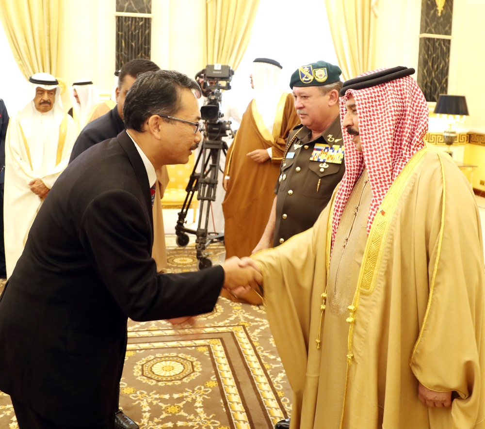 الملك: دور رائد ومسؤول لماليزيا في حفظ الأمن ونشر السلام بالعالم