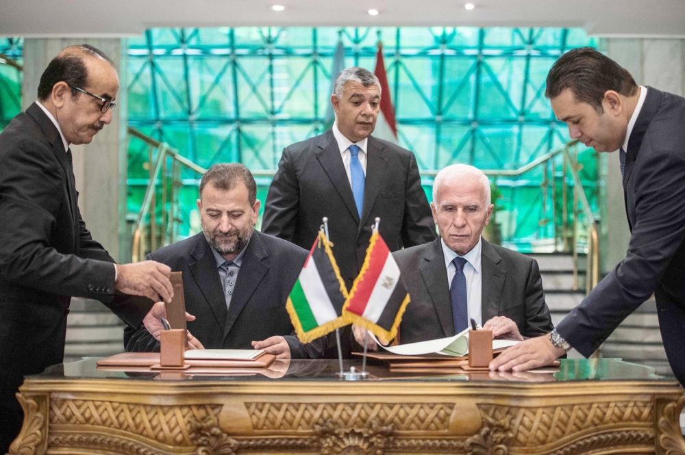 "فتح" و"حماس" تتبادلان الاتهامات حول "عدم الالتزام" بمصالحة القاهرة