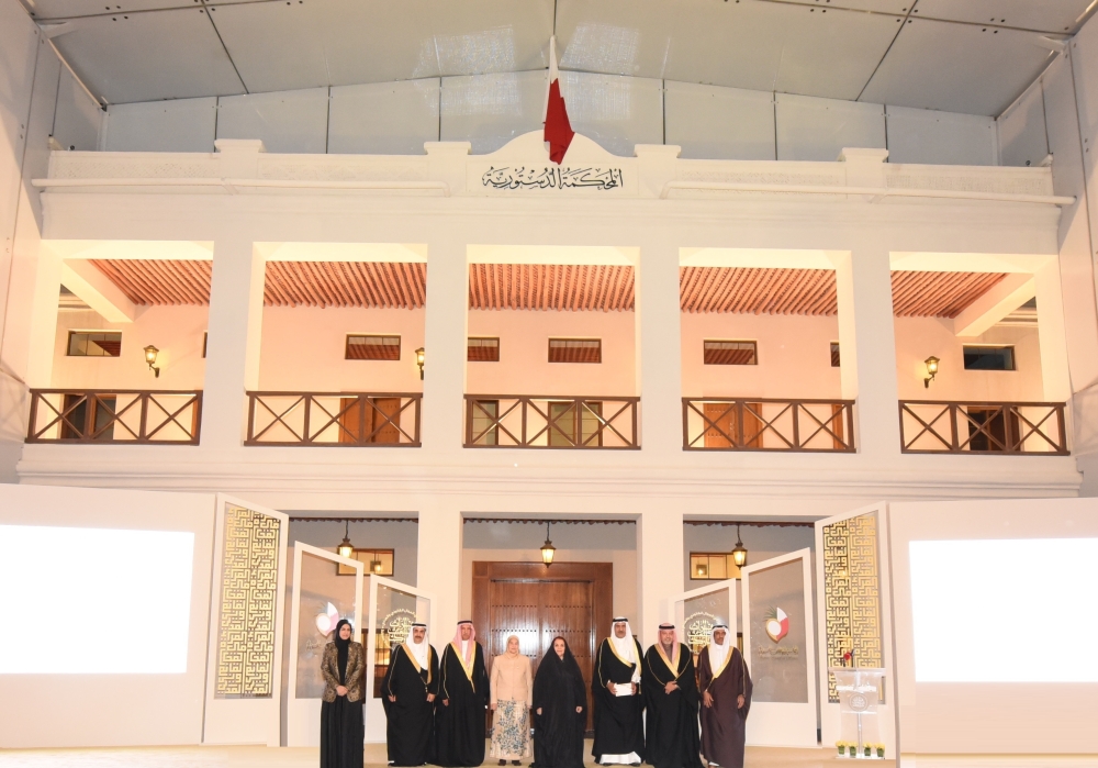 يوم المرأة البحرينية .. 10 سنوات مضيئة