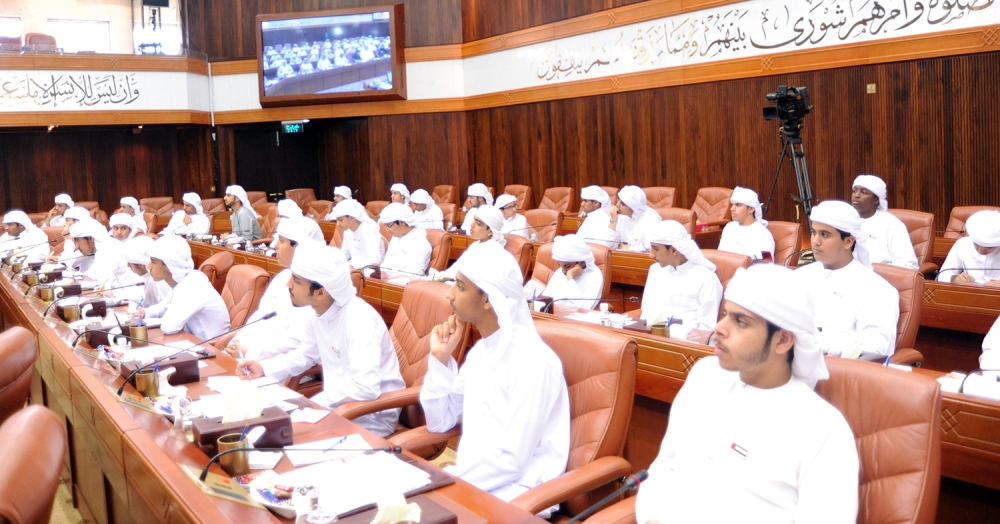 الملا: أهمية إعداد قيادات شابة تتمتع بالمبادرة والابتكار