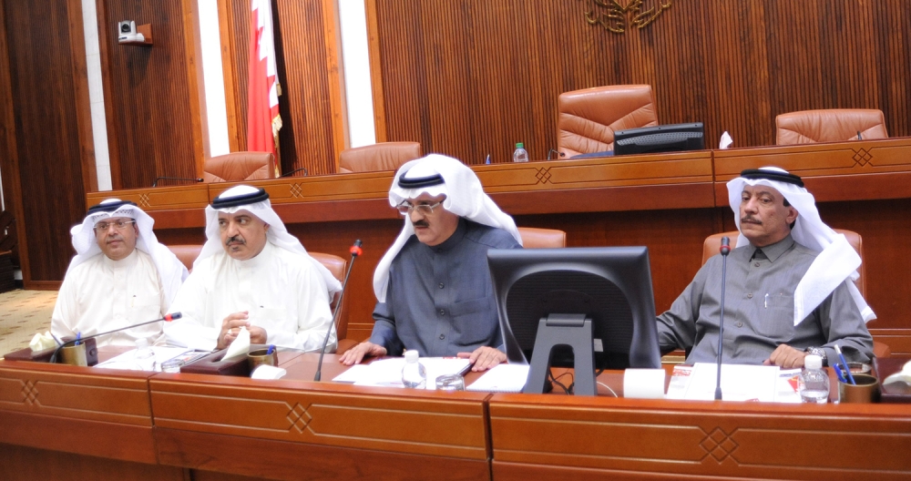 الملا: أهمية إعداد قيادات شابة تتمتع بالمبادرة والابتكار