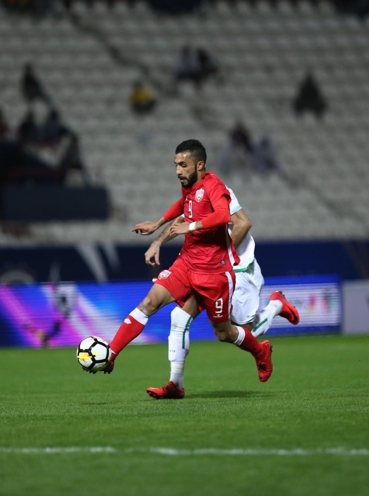 بالصور.. "الأحمر" يستعد لمواجهة اليمن