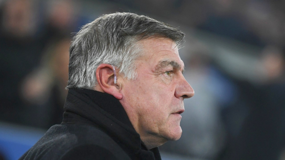 "بيغ سام" يعيد روني لـ"الفتى الذهبي"