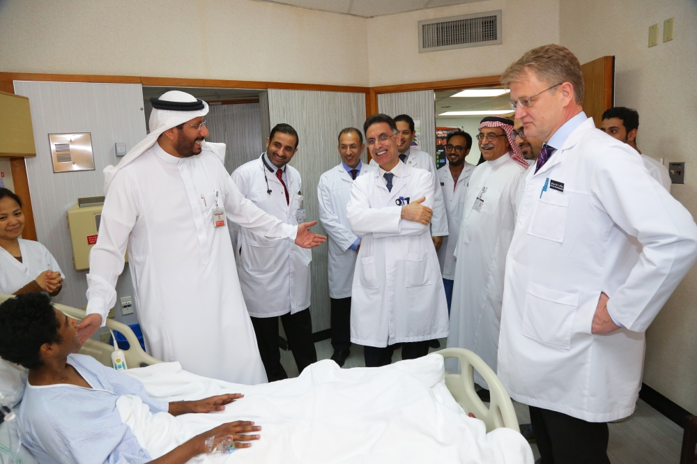 أول عملية بالشرق الأوسط لزراعة أمعاء عشريني في السعودية