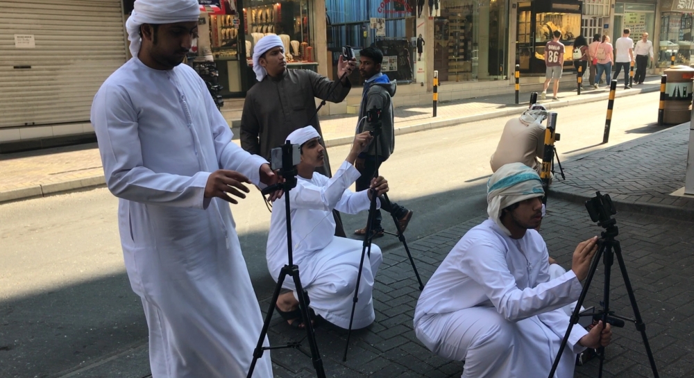 سفراء وطني الإمارات يتألقون في صناعة الأفلام الوثائقية عن البحرين