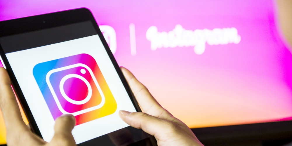 وسائل التواصل لدى أصحاب الأعمال.. منفعة مزدوجة