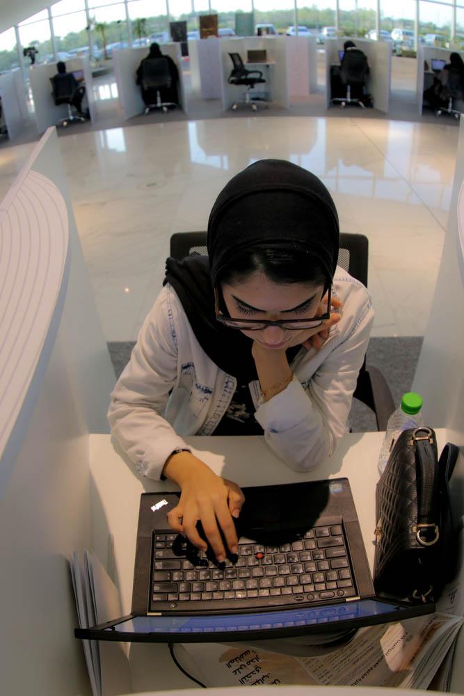 خالد بن حمد: "الروائيين الشباب" أظهرت قدرات الشباب الخليجي الكبيرة من مخزون ثقافي