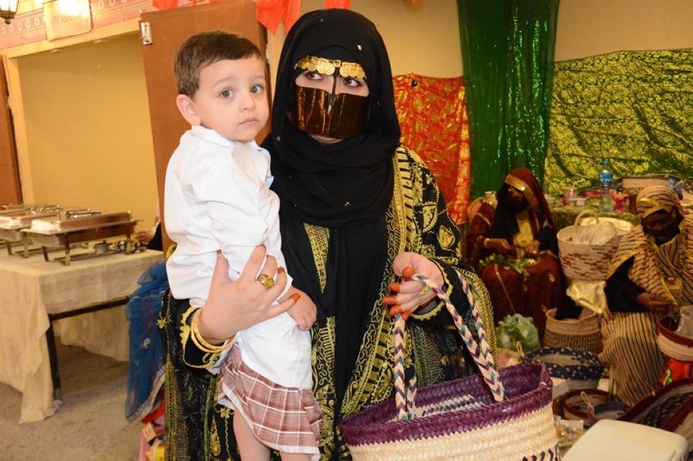 سوق البسطة يستضيف برنامج إثراء الشباب بمشاركة "طفاش" وشخصيات تراثية