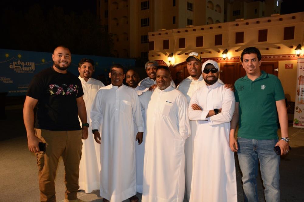 سوق البسطة يستضيف برنامج إثراء الشباب بمشاركة "طفاش" وشخصيات تراثية