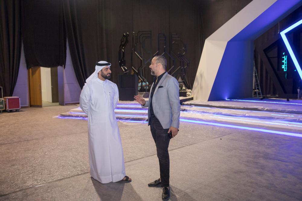 سلطان بن أحمد القاسمي يتفقد الاستعدادات النهائية لانطلاق المنتدى الدولي للاتصال الحكومي