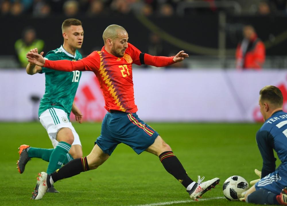 ألمانيا وإسبانيا.. لا غالب ولا مغلوب