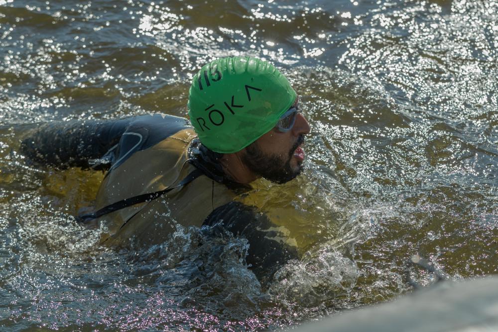 ناصر بن حمد في "الرجل الحديدي" بتكساس.. عين على الإنجاز