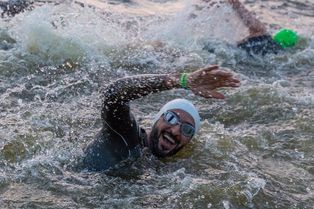 ناصر بن حمد: سباق تكساس مكان مناسب لاختبار قدرات فريق البحرين للترايثلون
