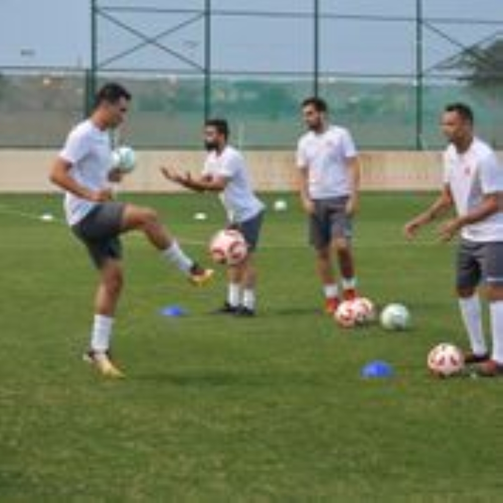 الفرق تدشن الاستعدادات لــ"ناصر 11" للوصول لأبعد نقطة بالبطولة "2-8"