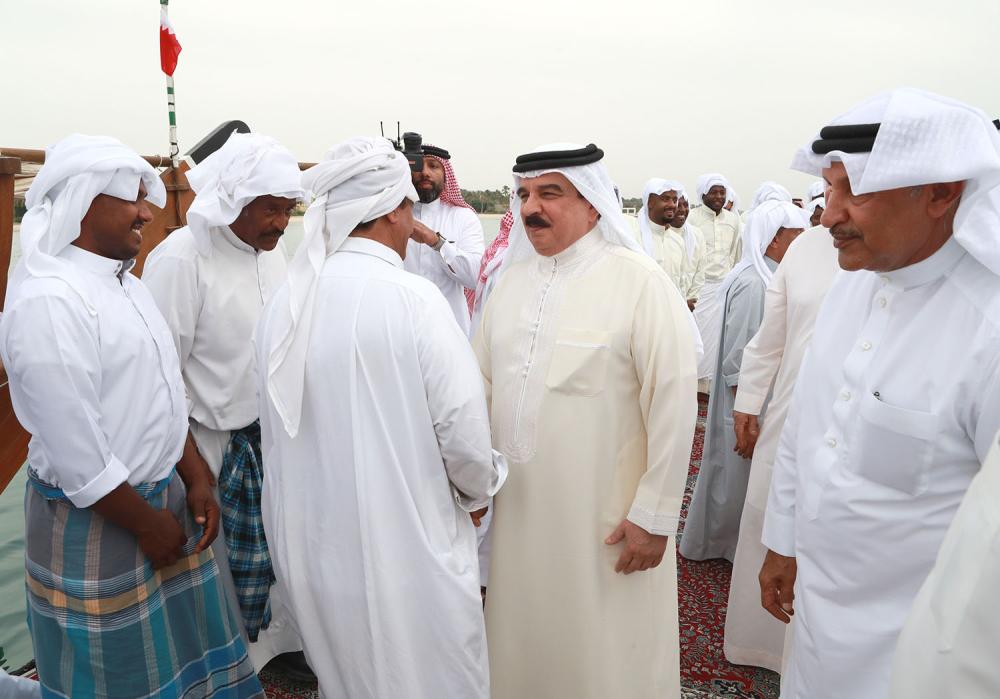 الملك يبارك إعادة بناء فرجان المحرق القديمة