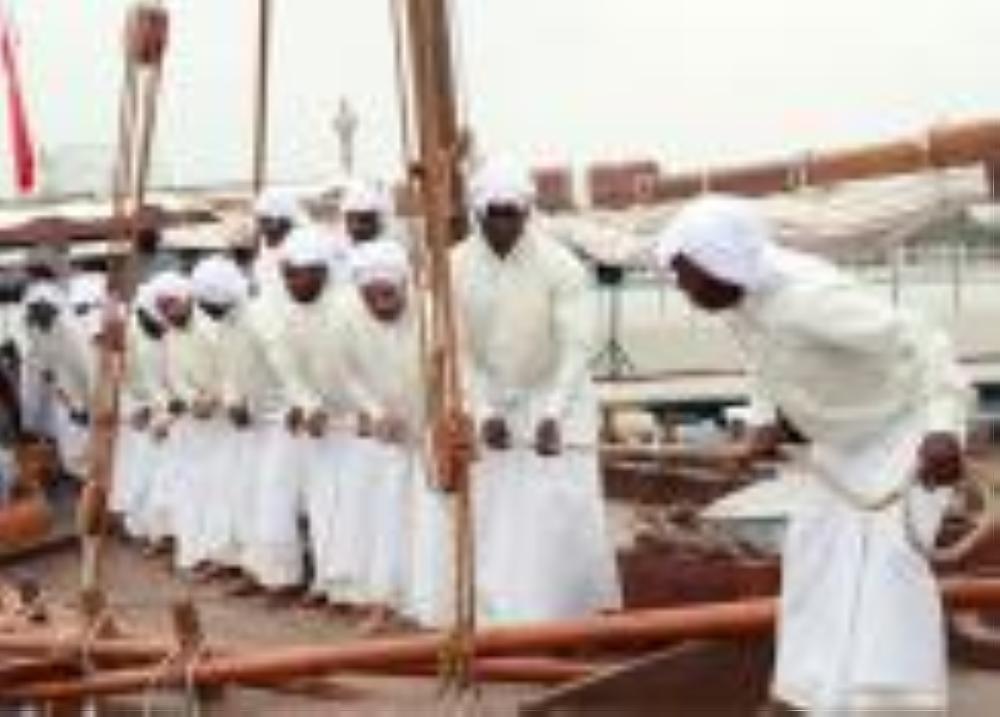 الملك يبارك إعادة بناء فرجان المحرق القديمة