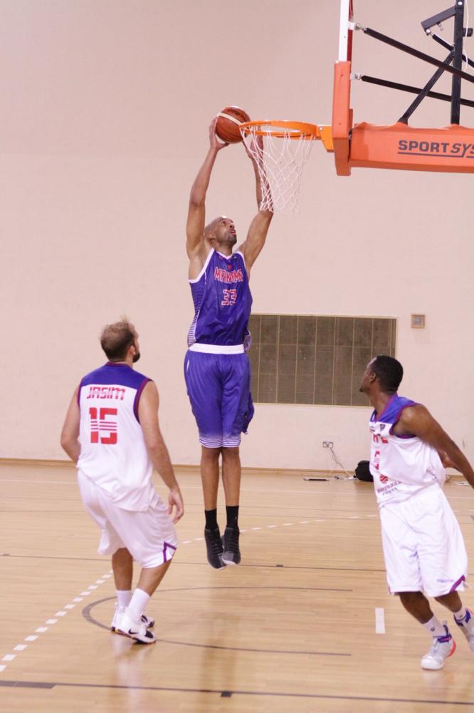 في ثاني أيام "الخليجية 38 لكرة السلة".. المنامة يفرط بفوز محقق أمام الشارقة الإماراتي